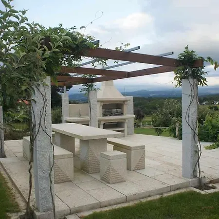 O Yunque - Casa Ferrador *